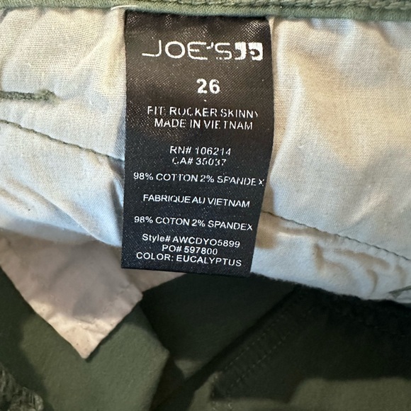 Joe’s Jeans Rocker Skinny - Picture 3 of 3